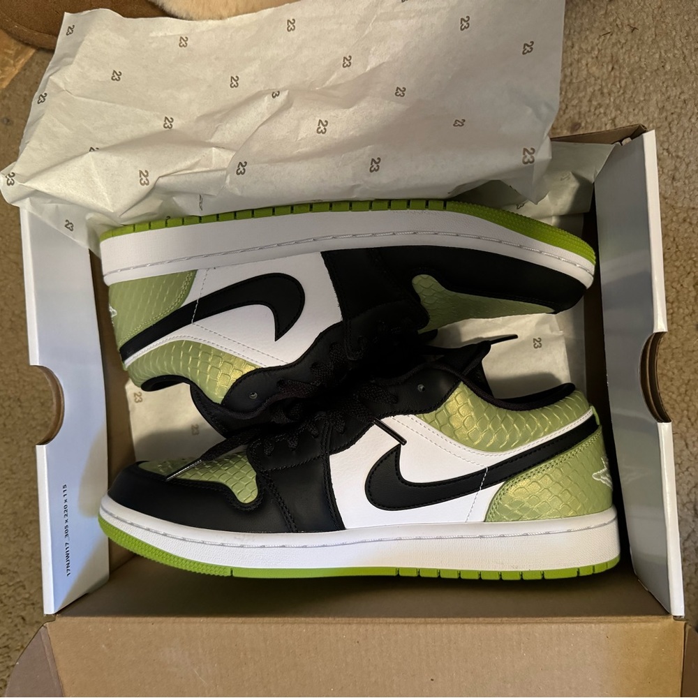 Women’s Jordan 1 Low